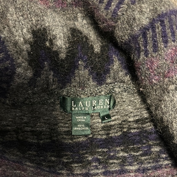 Vintage Aztec Ralph Lauren Women's lambs wool Patterned Vest - Picture 2 of 7